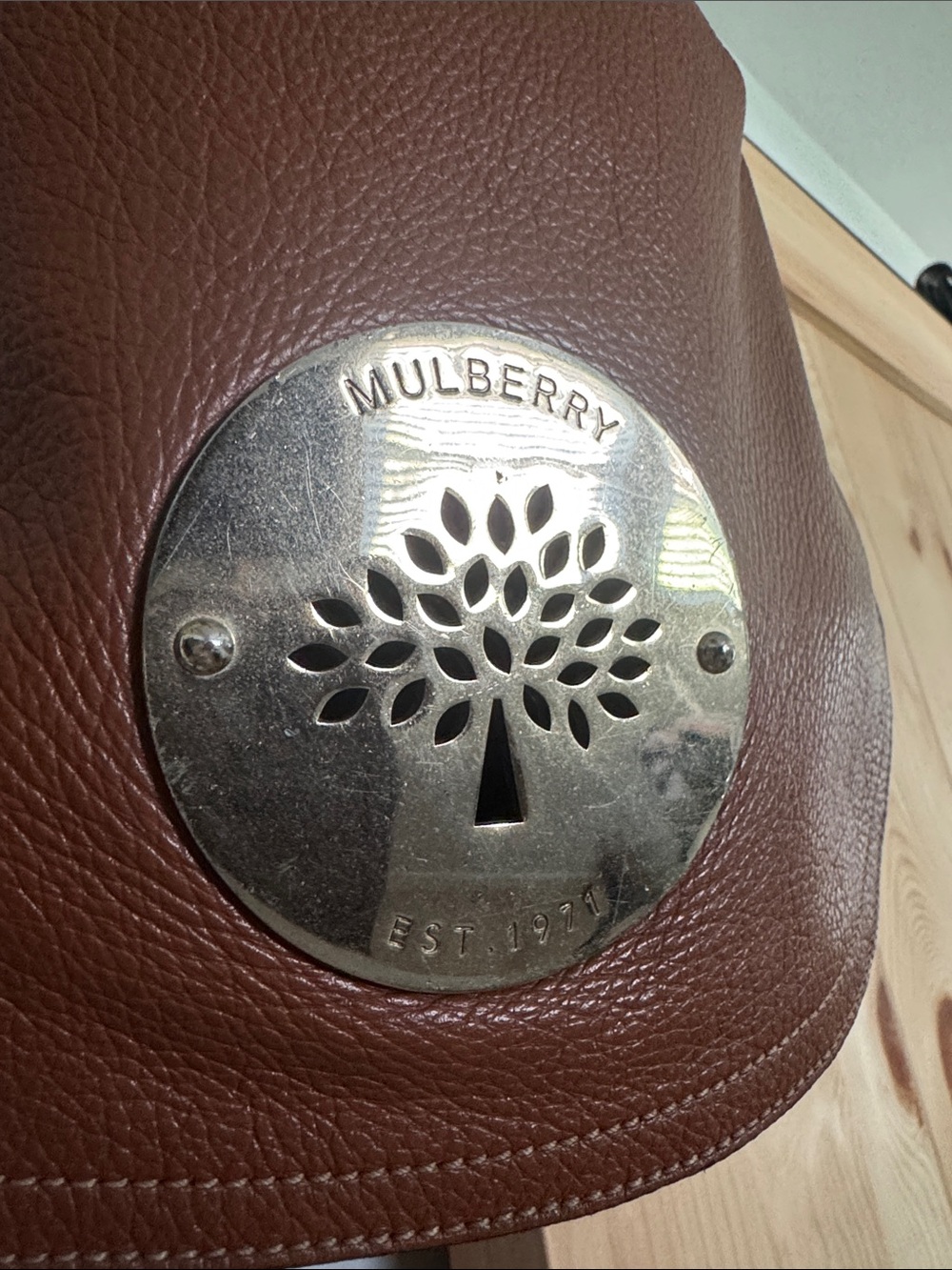 Mulberry Tan Leather Daria Hobo Bag - Signature Tree Plaque - Picture 2 of 14